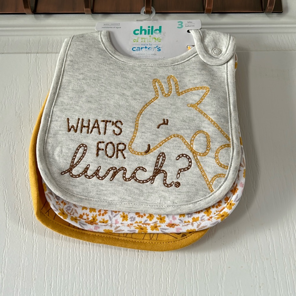 🎉3x HP🎊 🆕NWT Cute 3 Pack of Carter’s Bibs